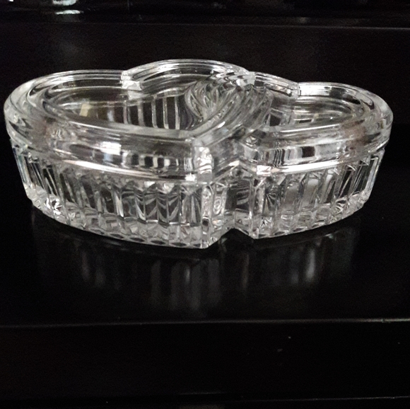 Vintage Double Heart 💕 Crystal Dish with Lid - Picture 5 of 7